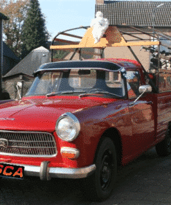 File:Paris - Retromobile 2012 - Peugeot 404 Pick-up bâché - 1976 - 001.jpg  - Wikimedia Commons