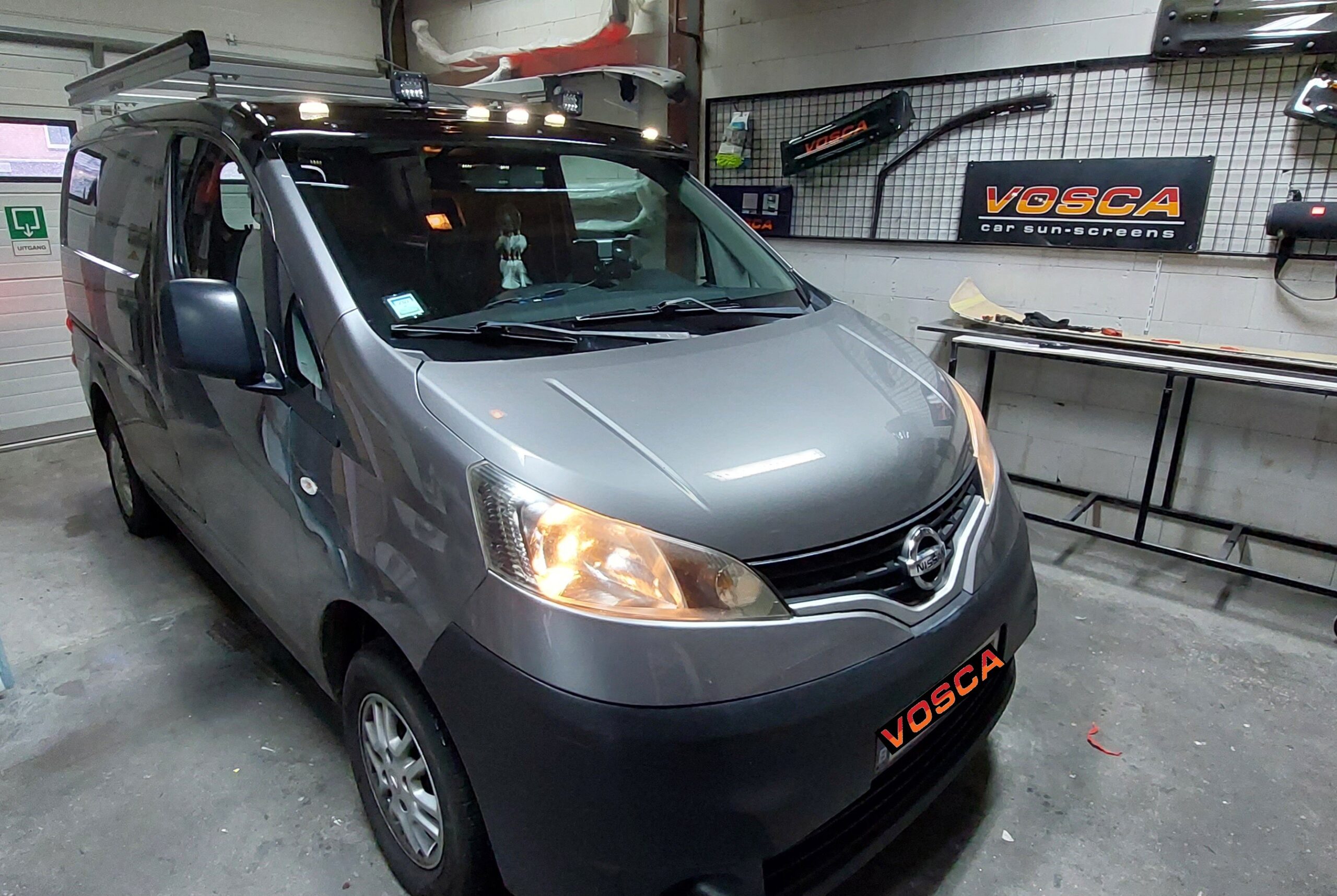 Nissan NV200 2009 > Right Privacy Front Fixed Glass